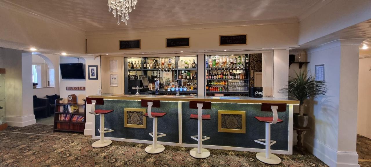 Royal Pier Hotel Sandown Exterior photo