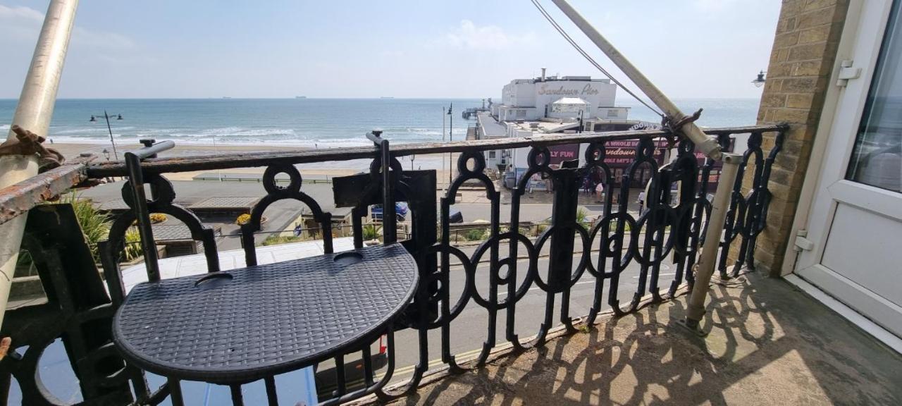 Royal Pier Hotel Sandown Exterior photo