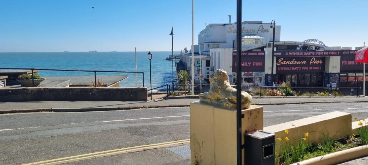 Royal Pier Hotel Sandown Exterior photo